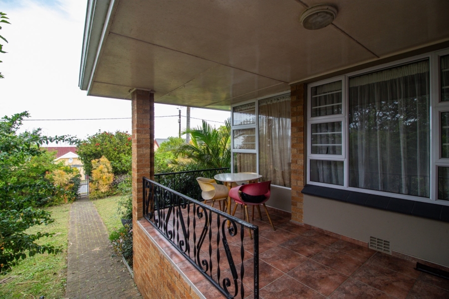 3 Bedroom Property for Sale in Sunnyridge Eastern Cape